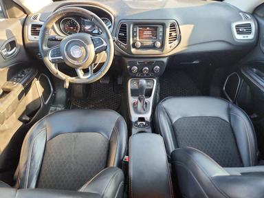 Vedere 2018 JEEP COMPASS LATITUDE, unghi 8