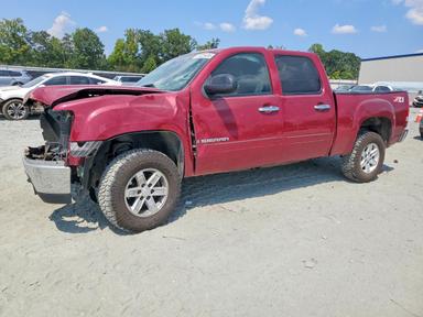 Vue de 2007 GMC NEW SIERRA K1500, angle 1