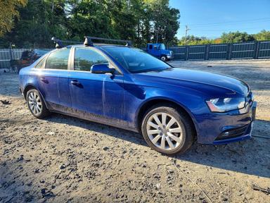 Vista de 2014 AUDI A4 PREMIUM, ángulo 4