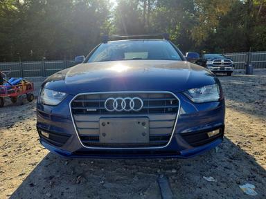 Vista de 2014 AUDI A4 PREMIUM, ángulo 5