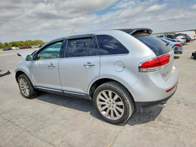 منظر 2014 LINCOLN MKX، زاوية 2