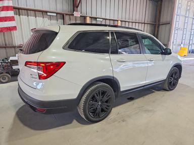 2021 HONDA PILOT SE view, angle 3