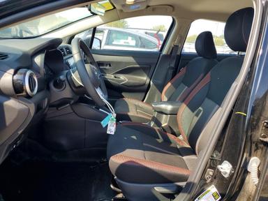 Vedere 2024 NISSAN VERSA SR, unghi 7
