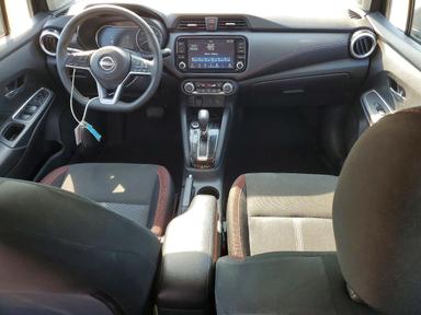 Vedere 2024 NISSAN VERSA SR, unghi 8