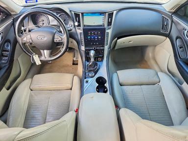 Vista de 2015 INFINITI Q50 SPORT, ángulo 8