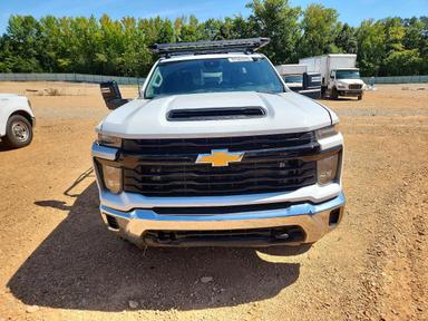 منظر 2024 CHEVROLET SILVERADO K3500، زاوية 5