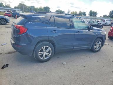 Vista de 2018 GMC TERRAIN SLE, ángulo 3