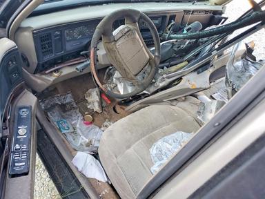 منظر 1997 BUICK LESABRE CUSTOM، زاوية 8