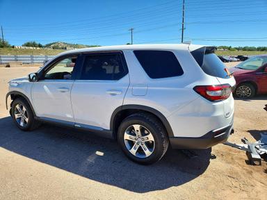 Vista de 2023 HONDA PILOT EXL, ángulo 2