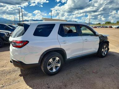 Vista de 2023 HONDA PILOT EXL, ángulo 3