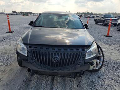 Vue de 2013 BUICK REGAL GS, angle 5