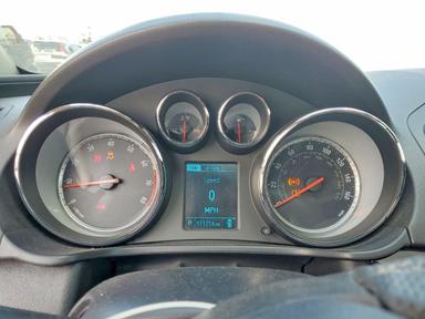 Vue de 2013 BUICK REGAL GS, angle 9