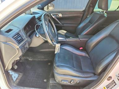 Вид 2015 LEXUS CT 200, угол 7