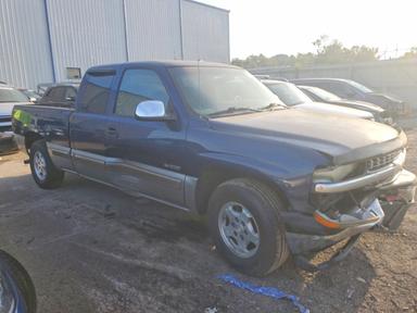 منظر 2002 CHEVROLET SILVERADO C1500، زاوية 4