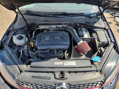 Вид 2016 VOLKSWAGEN GTI S/SE, угол 11
