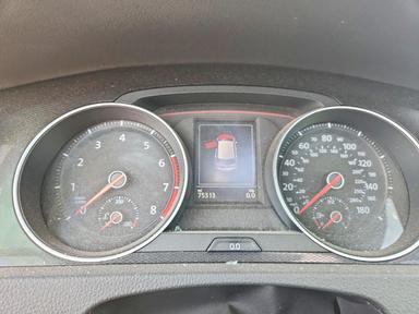 Вид 2016 VOLKSWAGEN GTI S/SE, угол 9