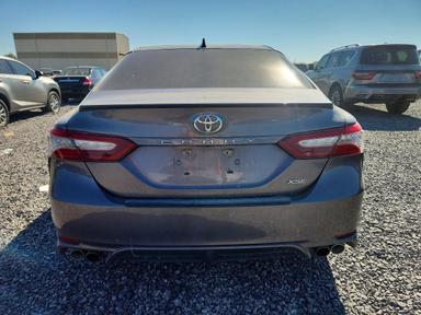 Vue de 2019 TOYOTA CAMRY XSE, angle 6