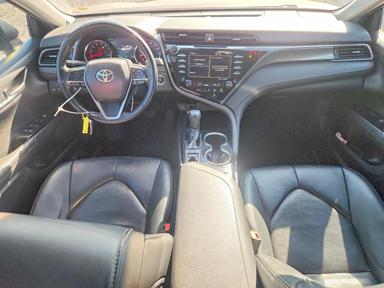 Vue de 2019 TOYOTA CAMRY XSE, angle 8