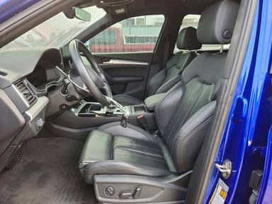 منظر 2022 AUDI Q5 SPORTBACK PRM PLS 45، زاوية 7