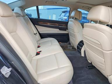 2014 BMW 750 LXI view, angle 10