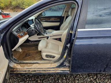 2014 BMW 750 LXI view, angle 12