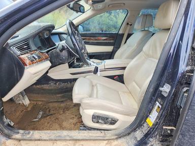 2014 BMW 750 LXI view, angle 7