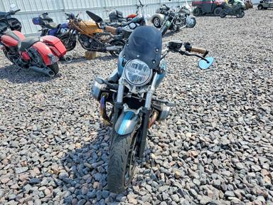 Vue de 2021 BMW R NINE T PURE, angle 2