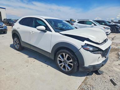 Вид 2021 MAZDA CX-30 SELECT, угол 4