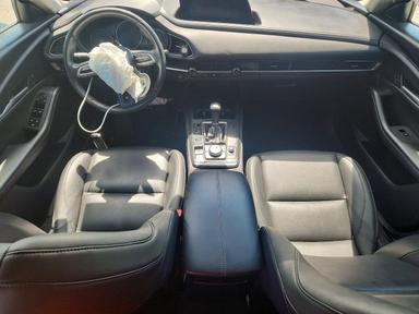 Вид 2021 MAZDA CX-30 SELECT, угол 8