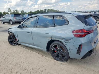 Vue de 2026 BMW X3 30 XDRIVE, angle 2