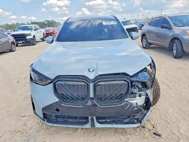 Vue de 2026 BMW X3 30 XDRIVE, angle 5