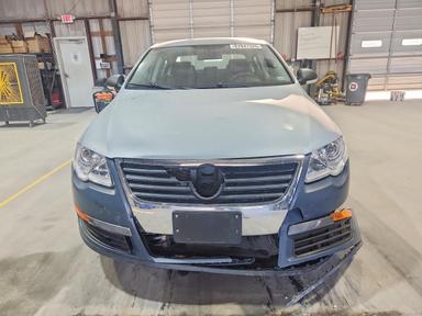 Vista de 2006 VOLKSWAGEN PASSAT 2.0T, ángulo 5