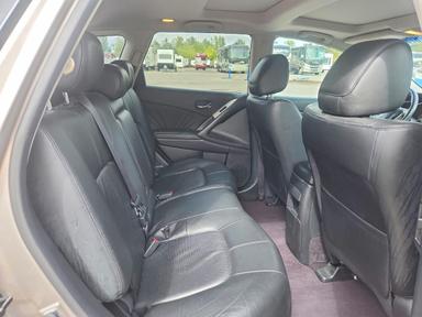 Vue de 2009 NISSAN MURANO S, angle 10