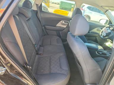 2018 KIA NIRO LX view, angle 11
