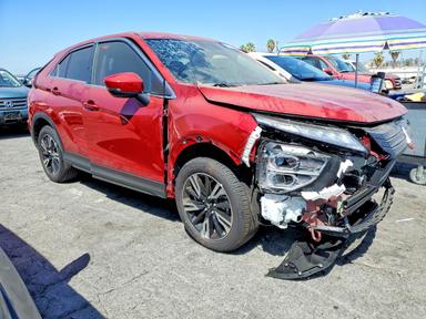 Vista de 2026 MITSUBISHI ECLIPSE CROSS, ángulo 4