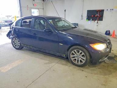 Вид 2006 BMW 325 I AUTOMATIC, угол 4