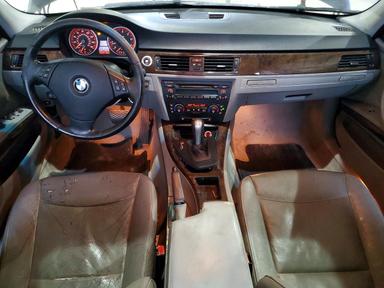 Вид 2006 BMW 325 I AUTOMATIC, угол 8