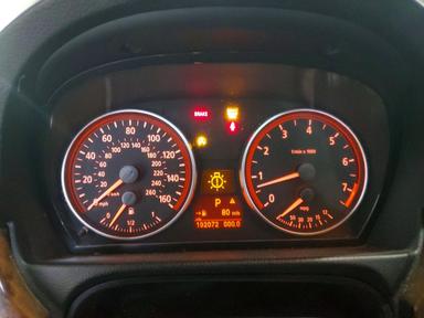 Вид 2006 BMW 325 I AUTOMATIC, угол 9