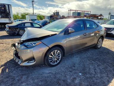 Vue de 2018 TOYOTA COROLLA L, angle 1