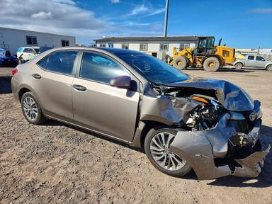 Vue de 2018 TOYOTA COROLLA L, angle 4
