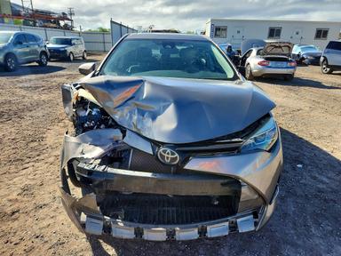 Vue de 2018 TOYOTA COROLLA L, angle 5