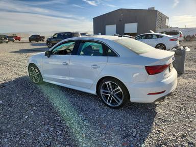 Vista de 2019 AUDI A3 PREMIUM PLUS, ángulo 2