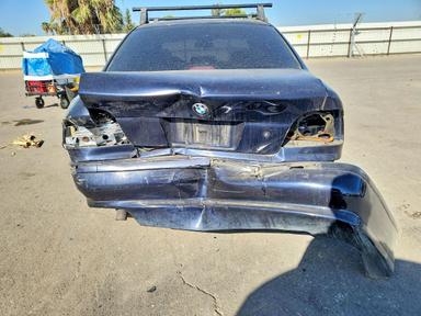 Vista de 2001 BMW 530 I AUTOMATIC, ángulo 6