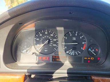 Vista de 2001 BMW 530 I AUTOMATIC, ángulo 9