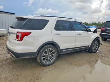 منظر 2017 FORD EXPLORER PLATINUM، زاوية 3