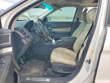 منظر 2017 FORD EXPLORER PLATINUM، زاوية 7