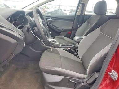 منظر 2013 FORD FOCUS SE، زاوية 7