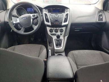منظر 2013 FORD FOCUS SE، زاوية 8