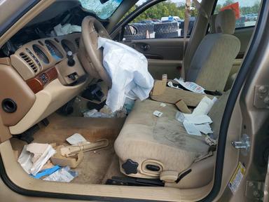 Vue de 2005 BUICK LESABRE CUSTOM, angle 7