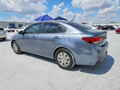 Vue de 2019 KIA RIO S, angle 2
